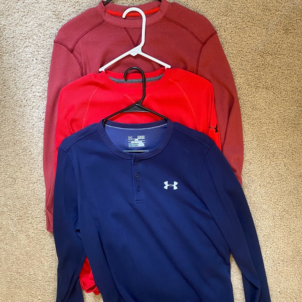 Men’s under armour long sleeve bundle. Size medium